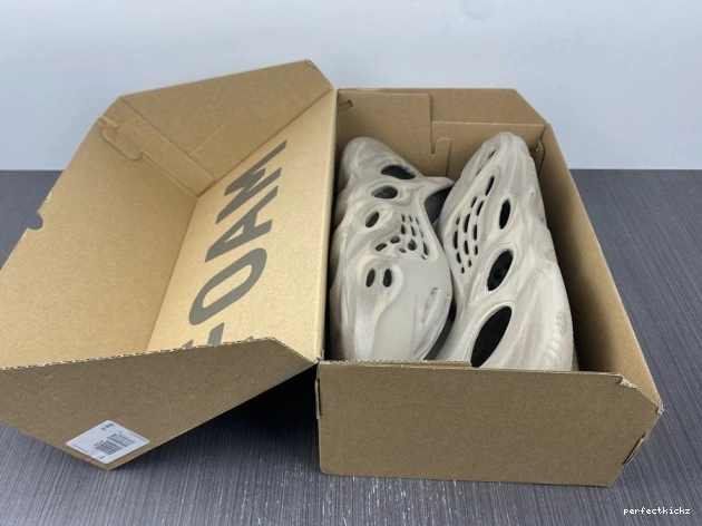 Stone RNNR Foam Adidas Sage Yeezy GX4472 0820